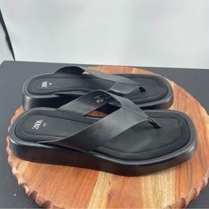 Zara Y2K Black Leather Platform Thong flip flops Sandals sz 40 US 9